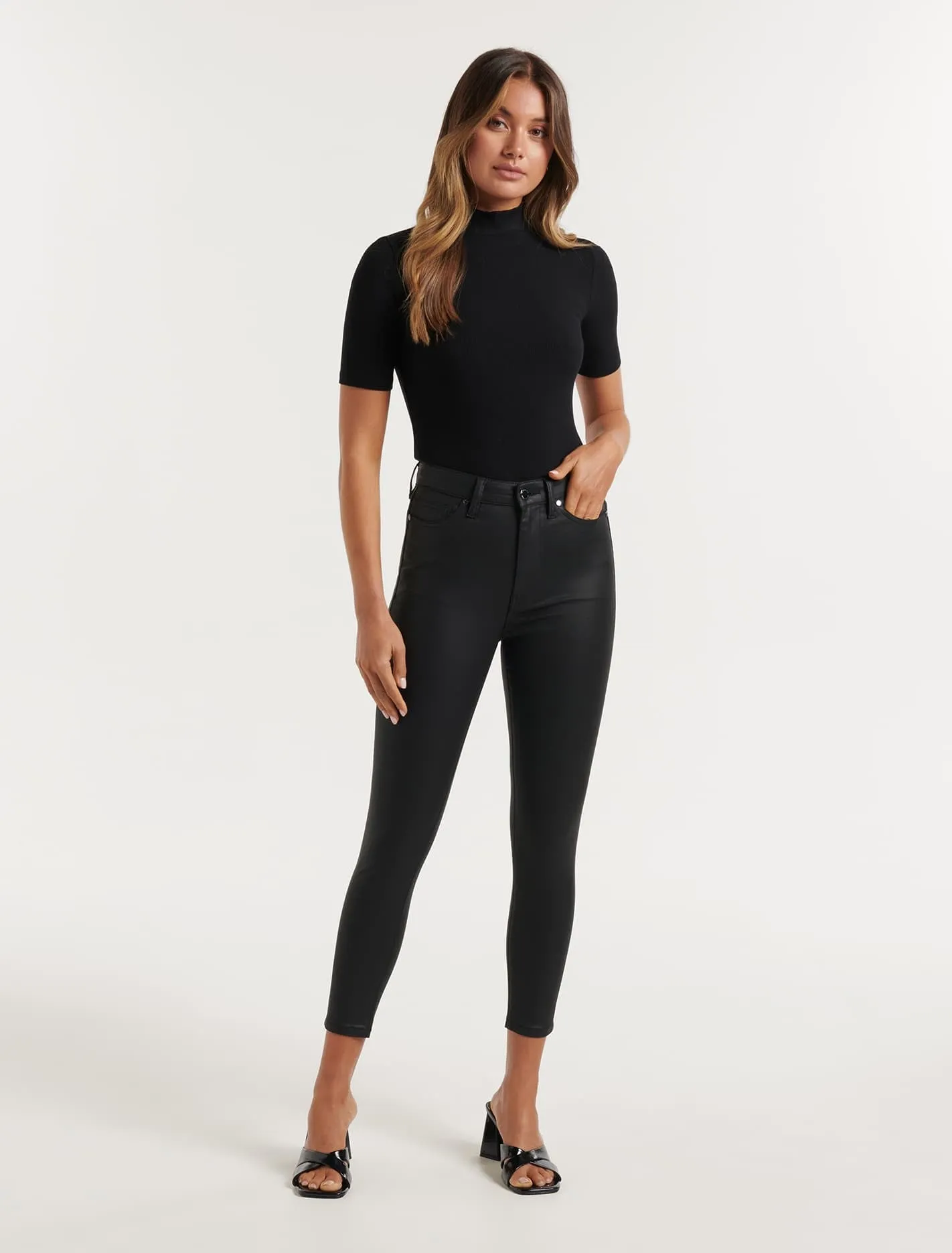 Bella Cropped High Rise Sculpting Jean