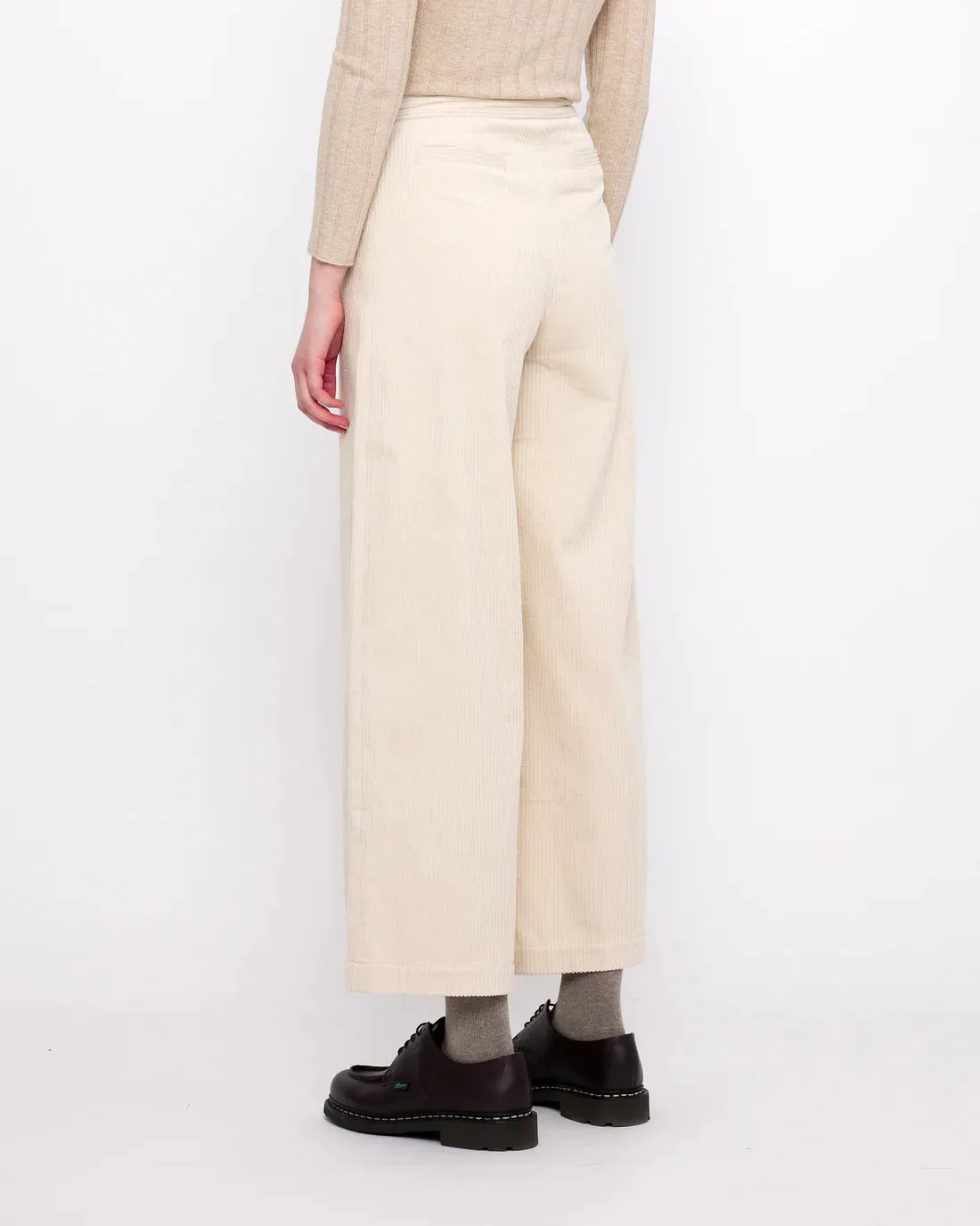 classic wide-legged trouser