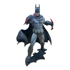 (DAMAGED) BATMAN ARKHAM CITY BATMAN STATUE