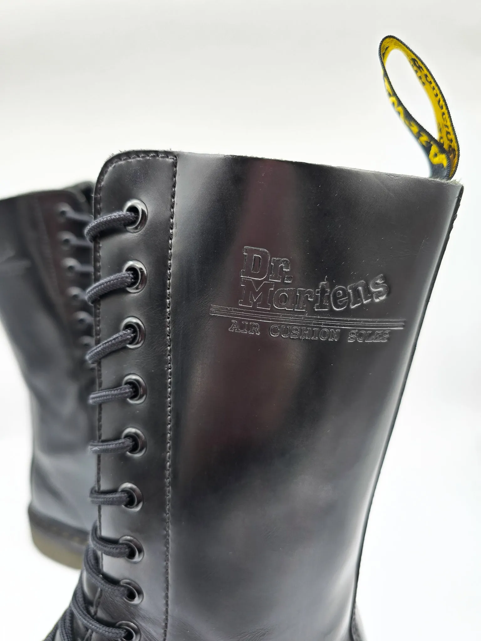 DR. MARTENS 1914 BLACK SMOOTH - Pre-Loved