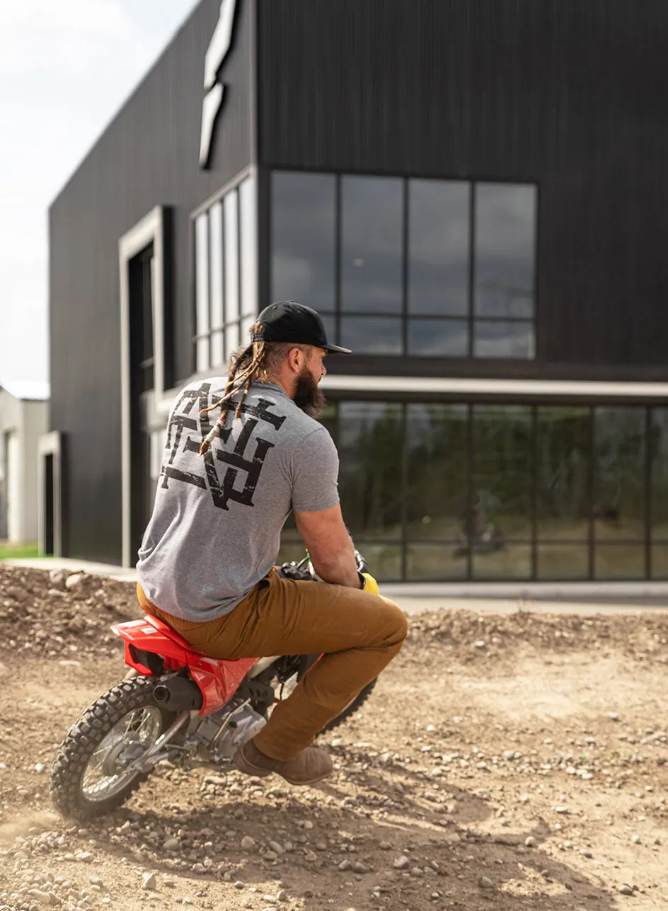 LIGHTNING ARCH TEE - GREY