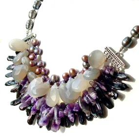 Mare: Chunky Bib Necklace