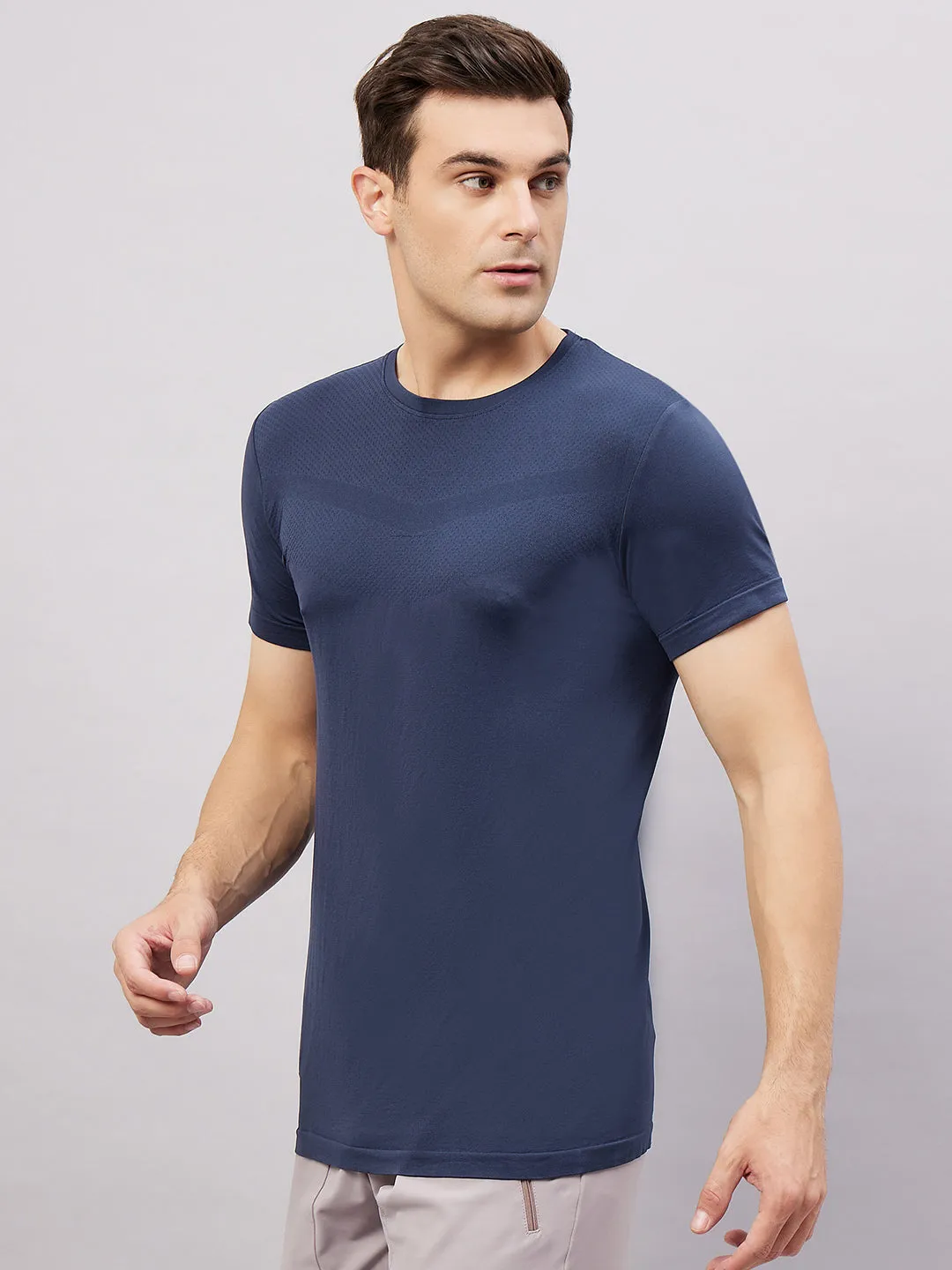 Men's Round Neck Half Sleeves Seamless T-Shirt - Lightgreen