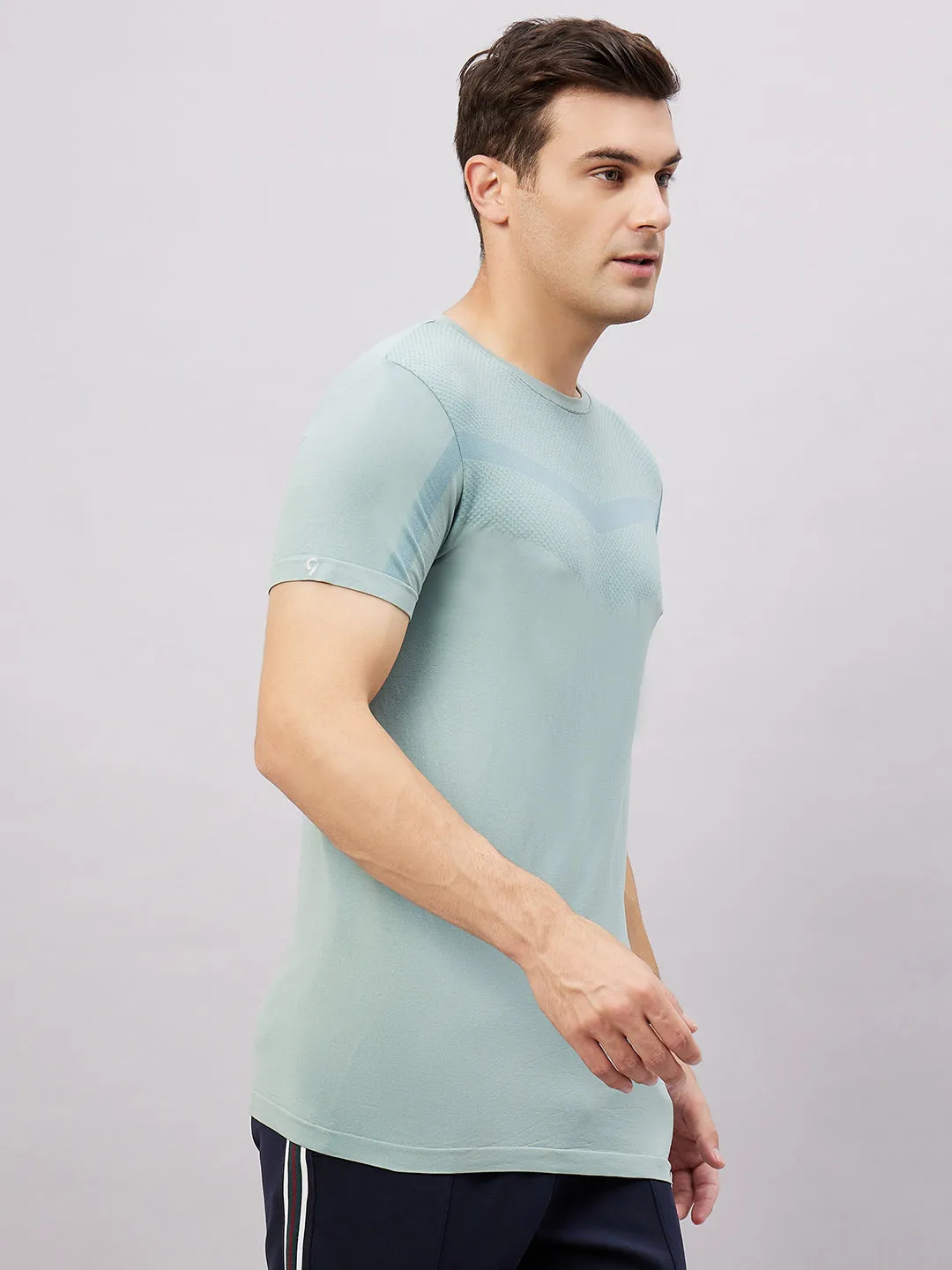 Men's Round Neck Half Sleeves Seamless T-Shirt - Lightgreen