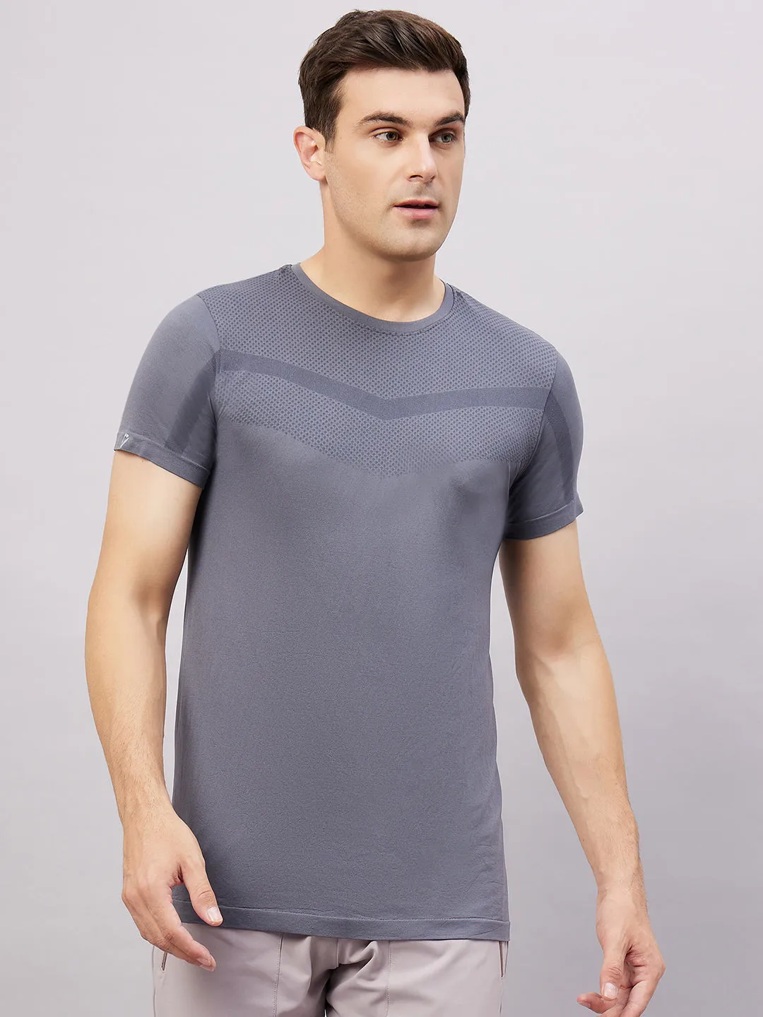 Men's Round Neck Half Sleeves Seamless T-Shirt - Lightgreen