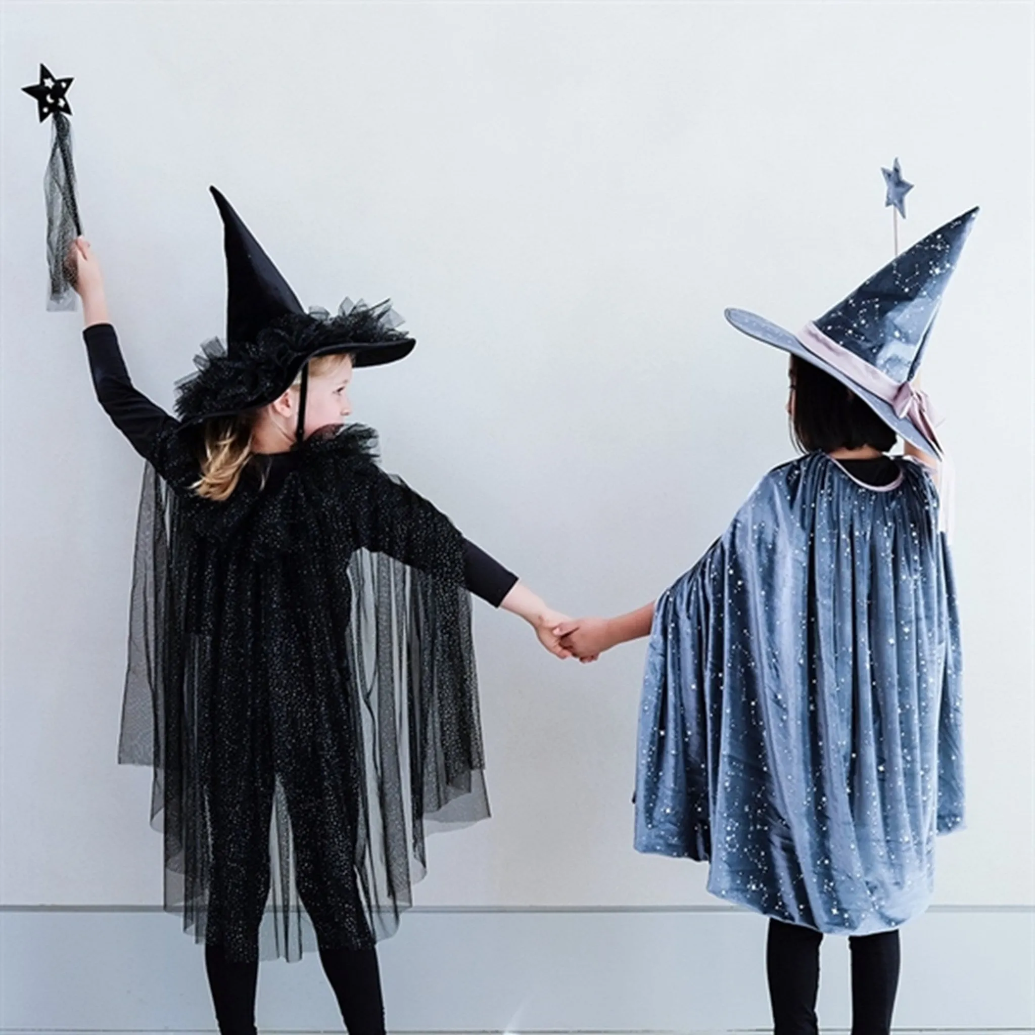 Mimi & Lula Cape Beatrix Witch Halloween Grey