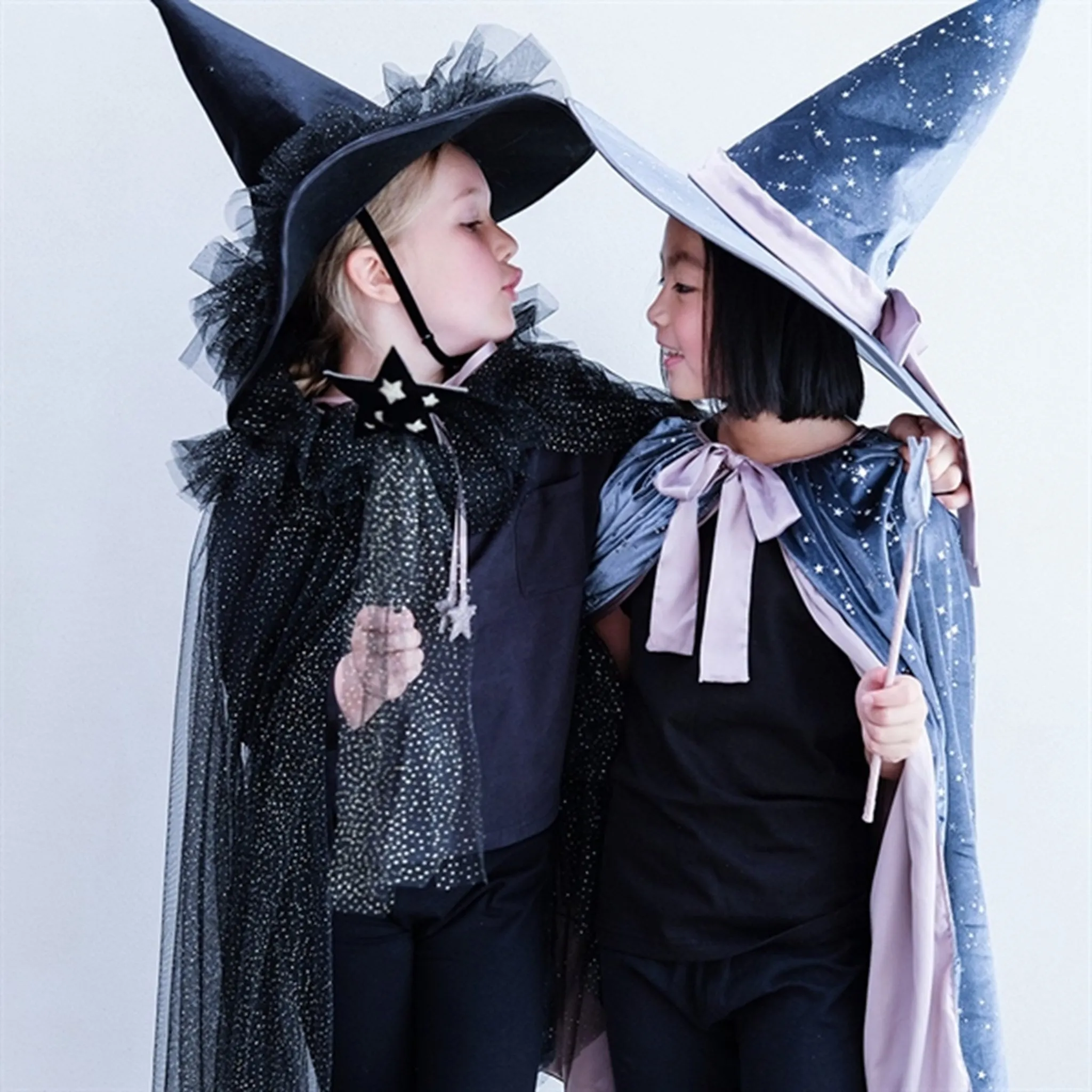 Mimi & Lula Cape Beatrix Witch Halloween Grey