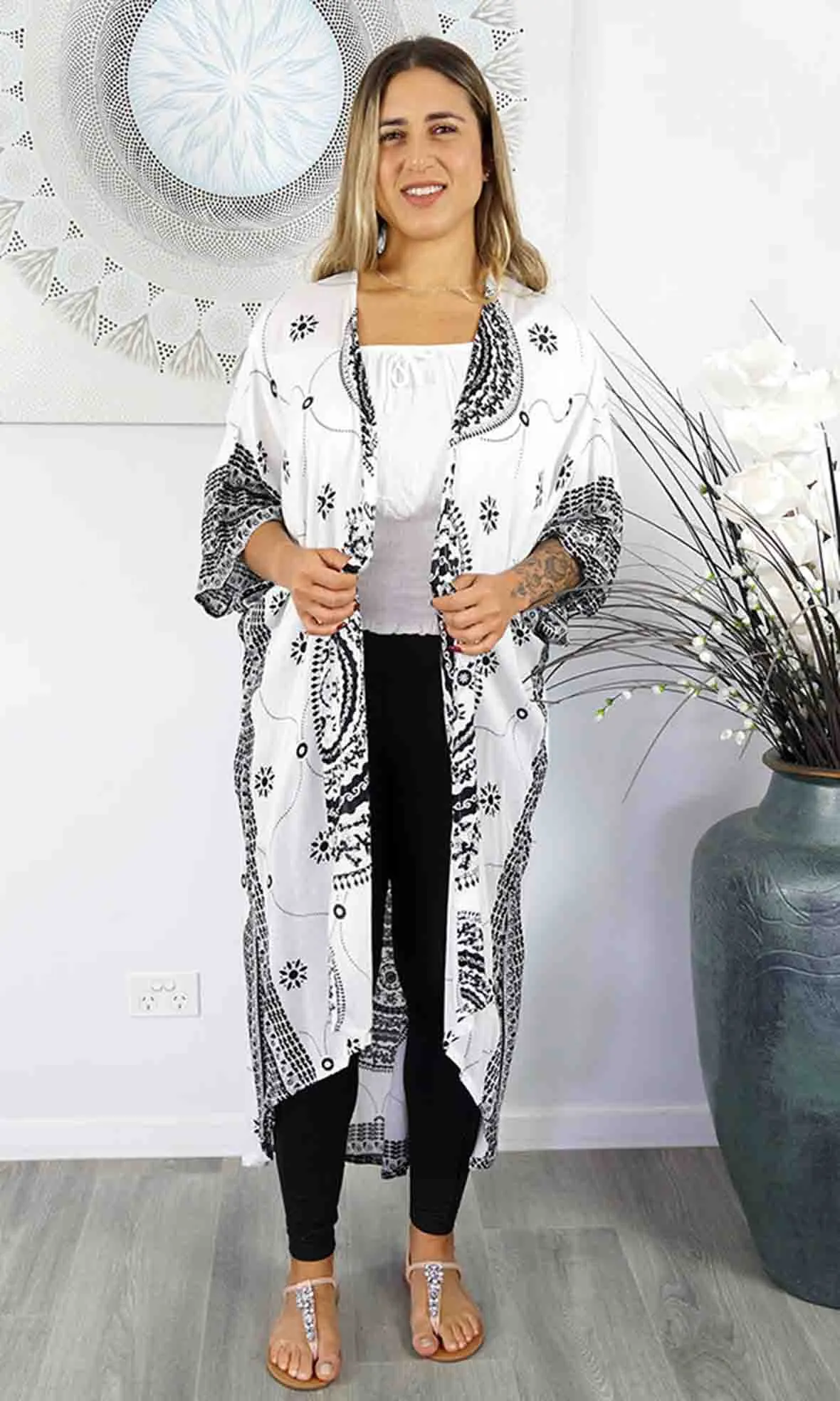 Rayon Bling Cape Long Tunisia, More Colours