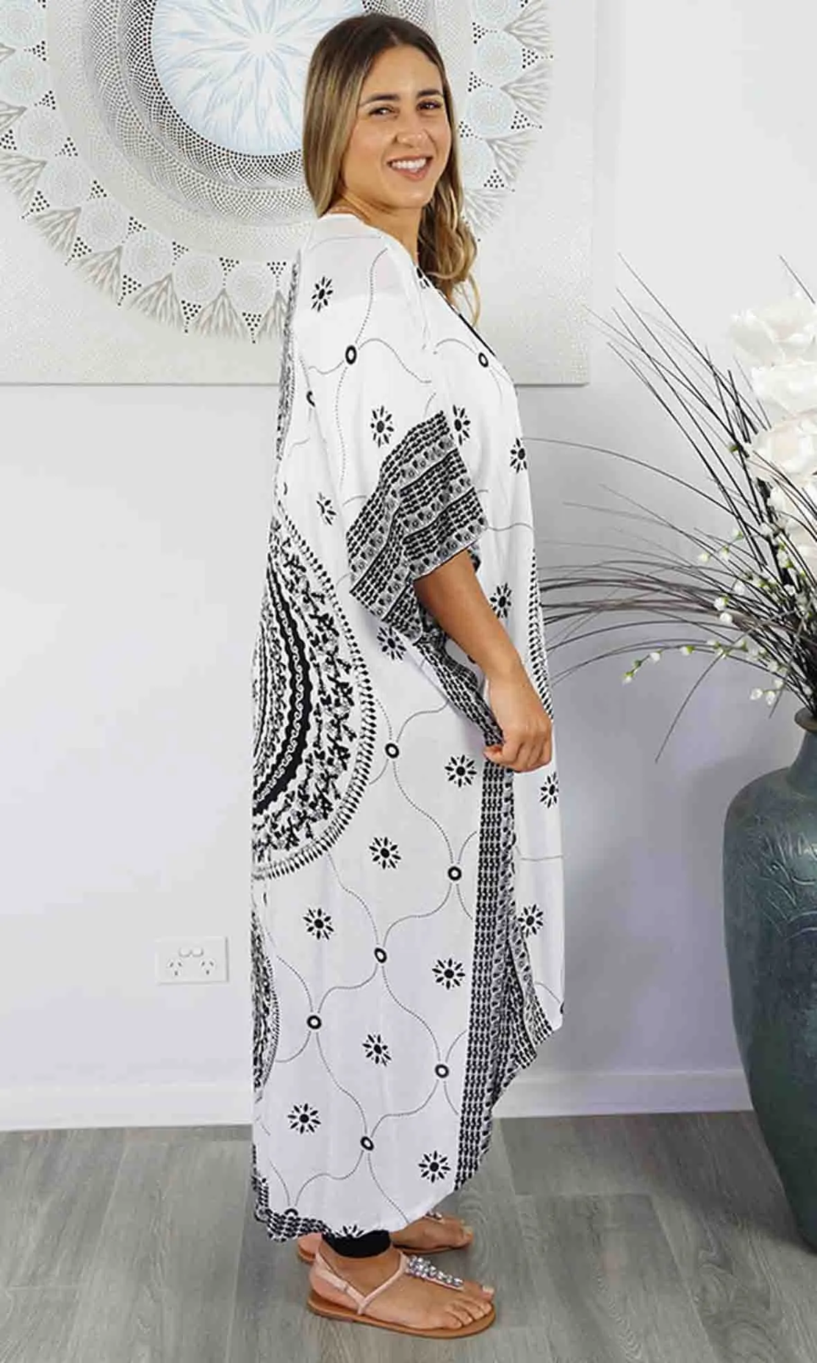 Rayon Bling Cape Long Tunisia, More Colours