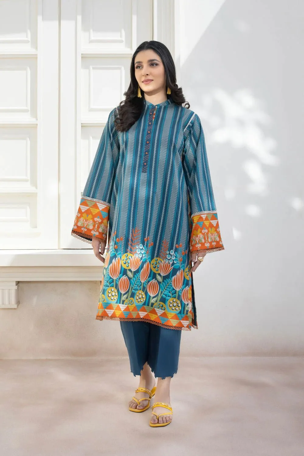 Sapphire Lawn Pakistani Kurta SAP64